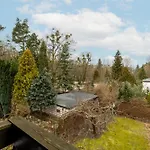 Quiet Bemowo House With Garden By Noclegi Renters